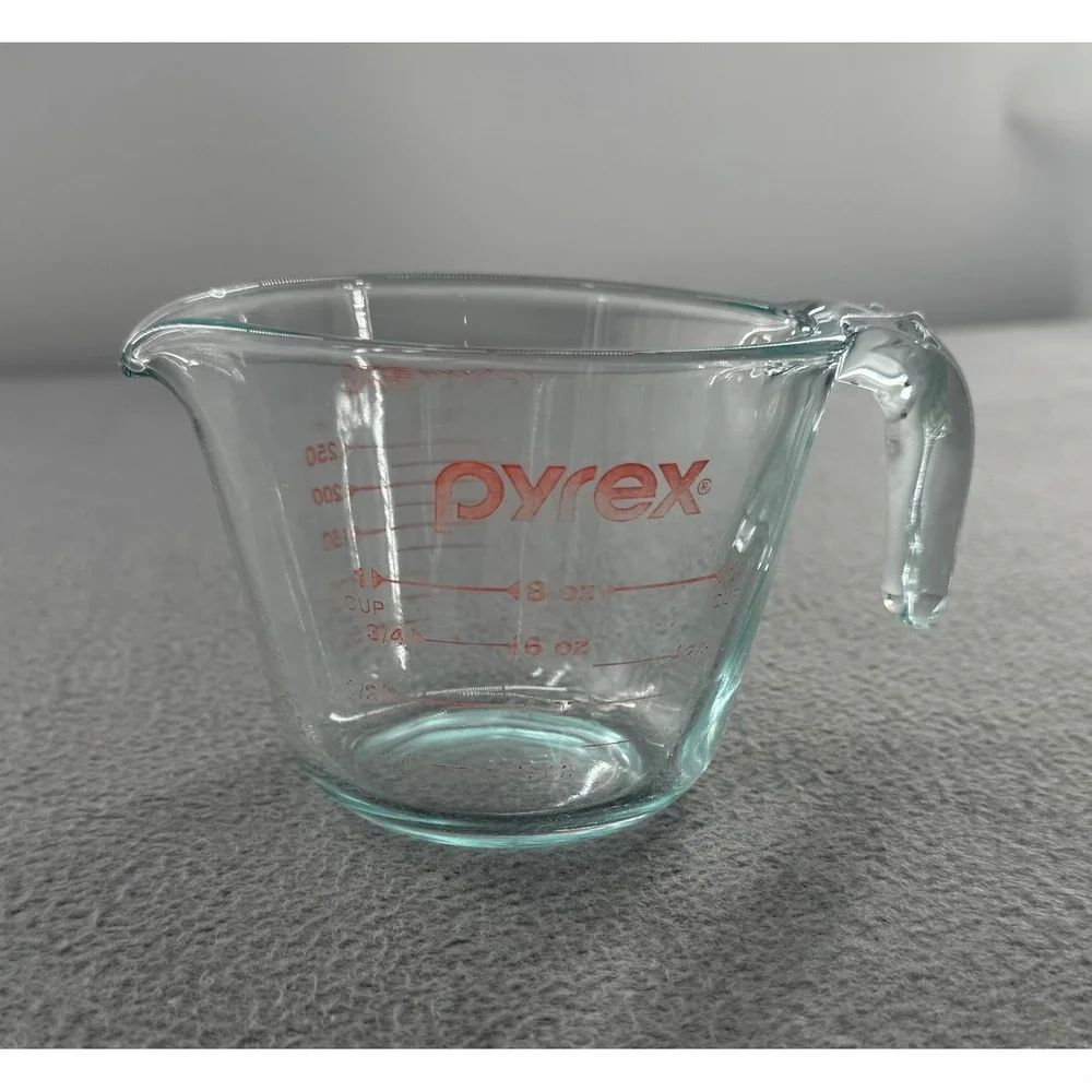 Pyrex Measuring Cup 1 Cup Clear Glass Red Lettering Metric Vtg Kitchen Baking